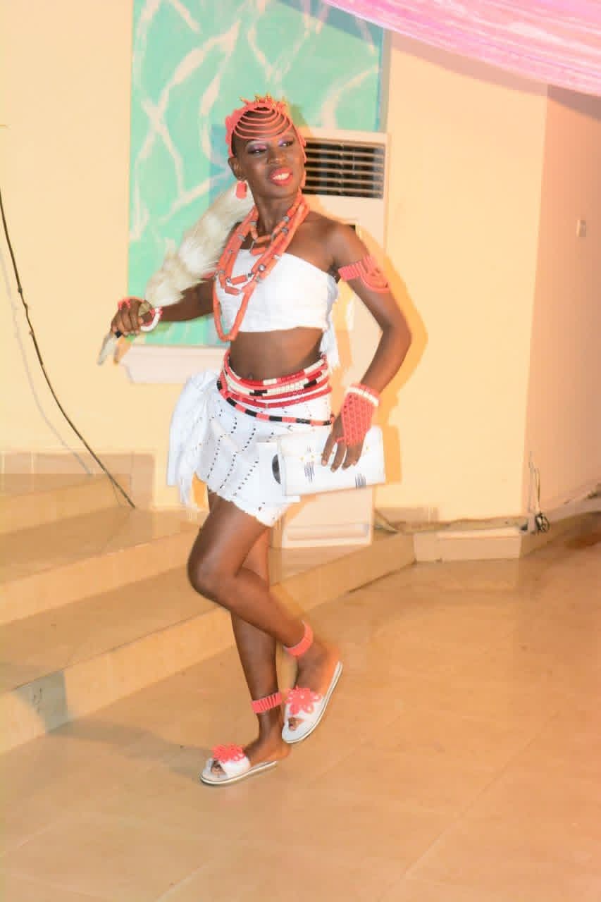 Meet Onome Ezeka, the Young Akwa-Ocha Fabric Weaver